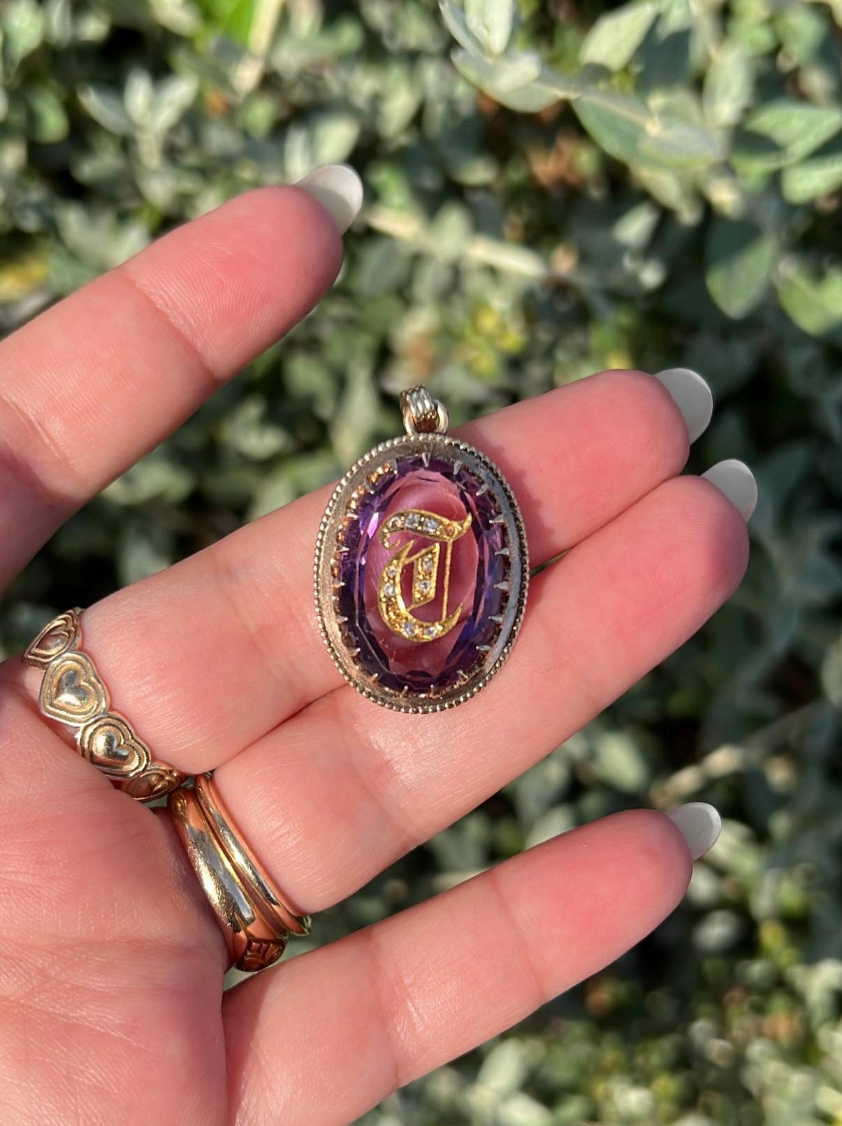 The Royal Pendant
